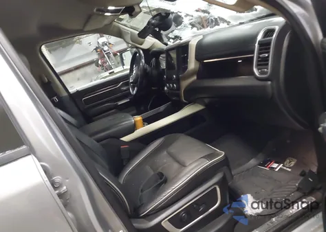 2020 Ram 1500 Laramie 4X4 6'4 Box из США, поврежденный, VIN 1C6SRFDT3LN281165